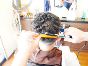 アパッシュ 理容室 床屋 パーマスタイル ヘアースタイル メンズ カット バーバー スタイリング