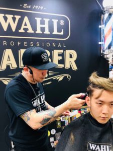 Barberella Japan Brosh Pomade Battle Wahl ウォール バーバレラ ジャパン ブロッシュ バトル 女性バーバー 東京ビックサイト