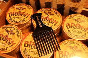 KENT× BROSH Afro Comb (アフロ コーム)